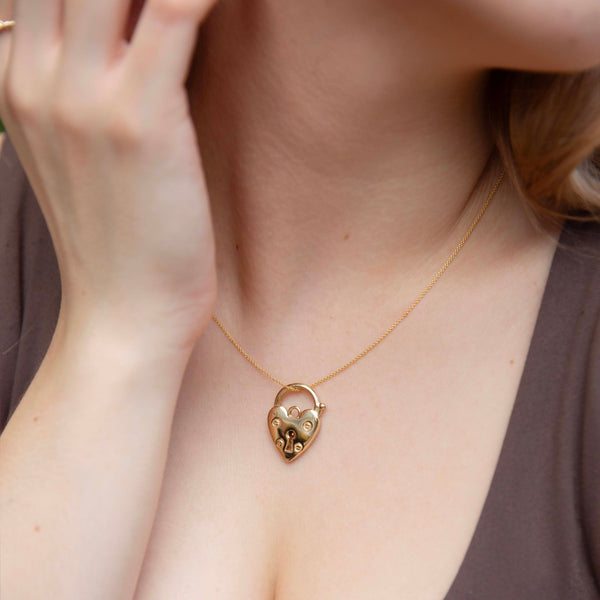 Salome 1980s Yellow Gold Heart Padlock 9ct Gold Pendants/Necklaces Imperial Jewellery 