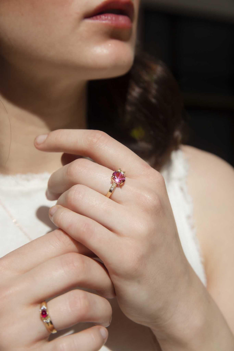Santina 1980s Ruby Cabochon & Diamond Ring 18ct Gold