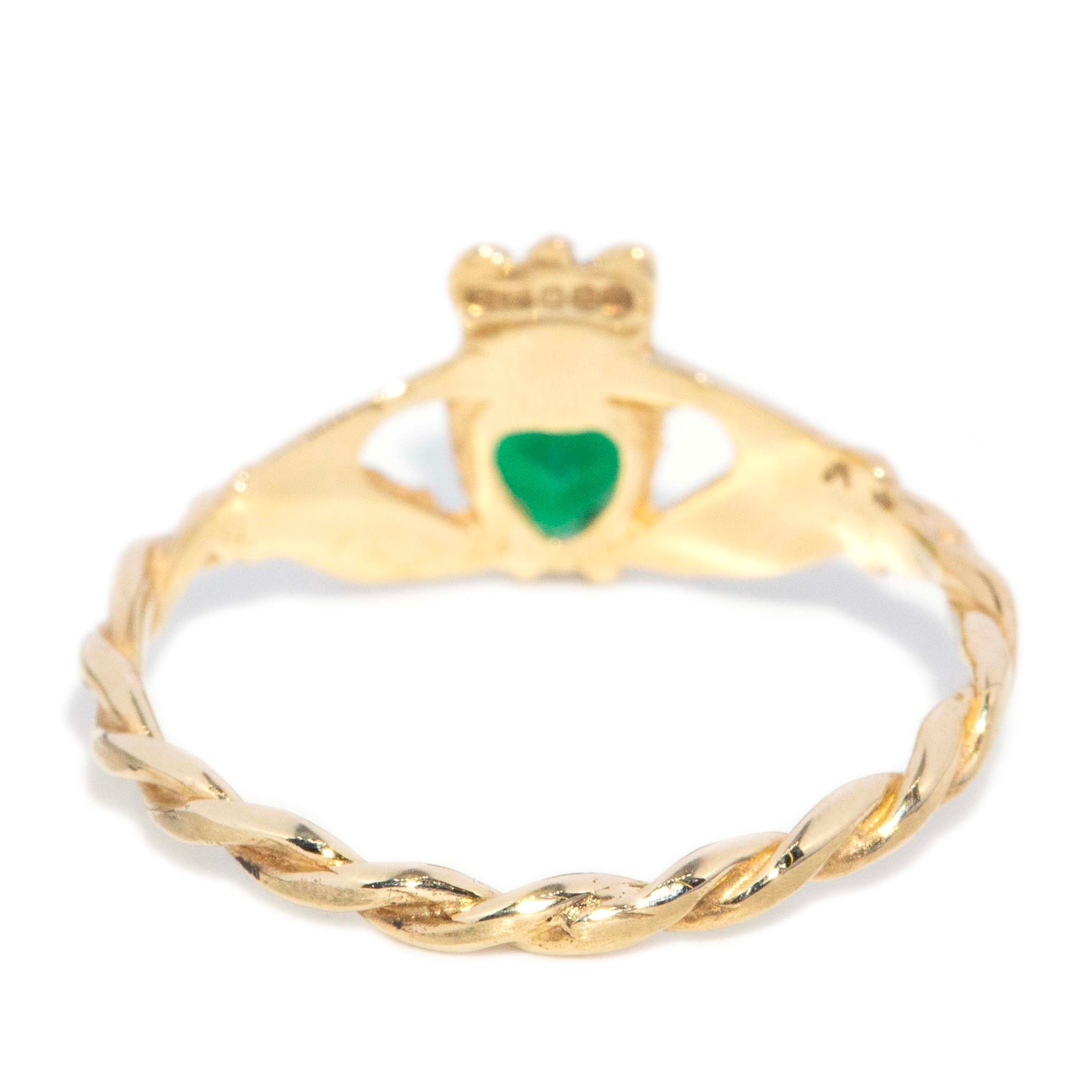 Saorise Vintage Circa 1980s Heart Cut Chrysoprase Claddagh Ring 9ct Yellow Gold Rings Imperial Jewellery 