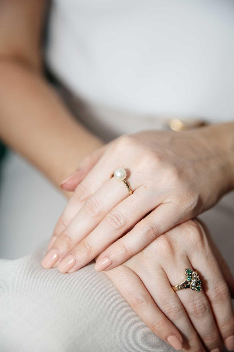 Sarai 1970s Emerald & Seed Pearl Ring 9ct Gold