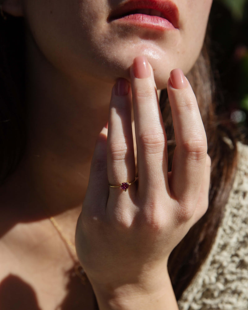 Vintage Circa 1970s Deep Pink Heart Ruby Ring 9 Carat Gold
