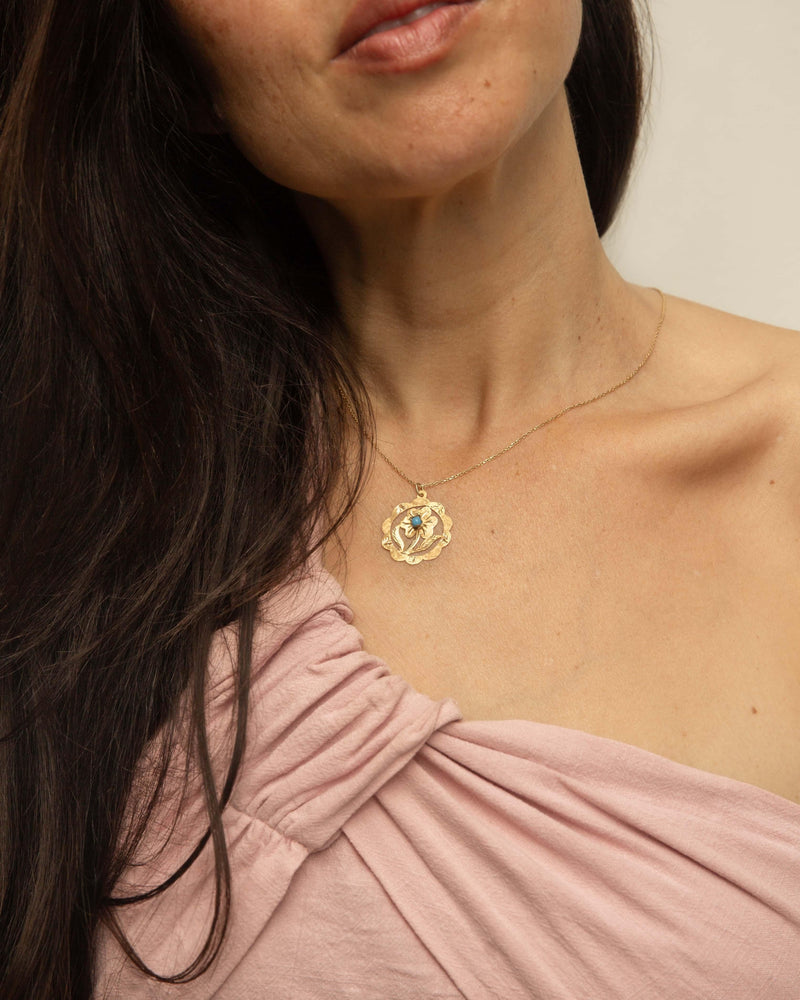 Vintage Circa 1970s Turquoise Flower Pendant 14 Carat Gold
