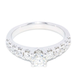 Contemporary Round Brilliant Diamond Ring 18 Carat White Gold