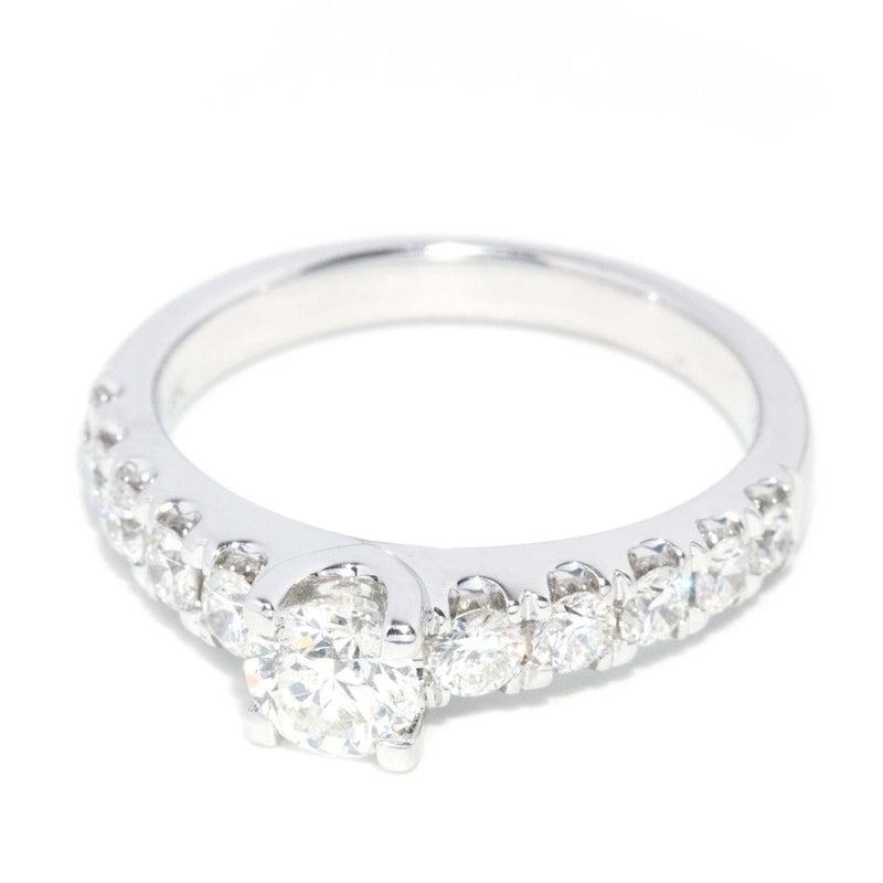 Contemporary Round Brilliant Diamond Ring 18 Carat White Gold