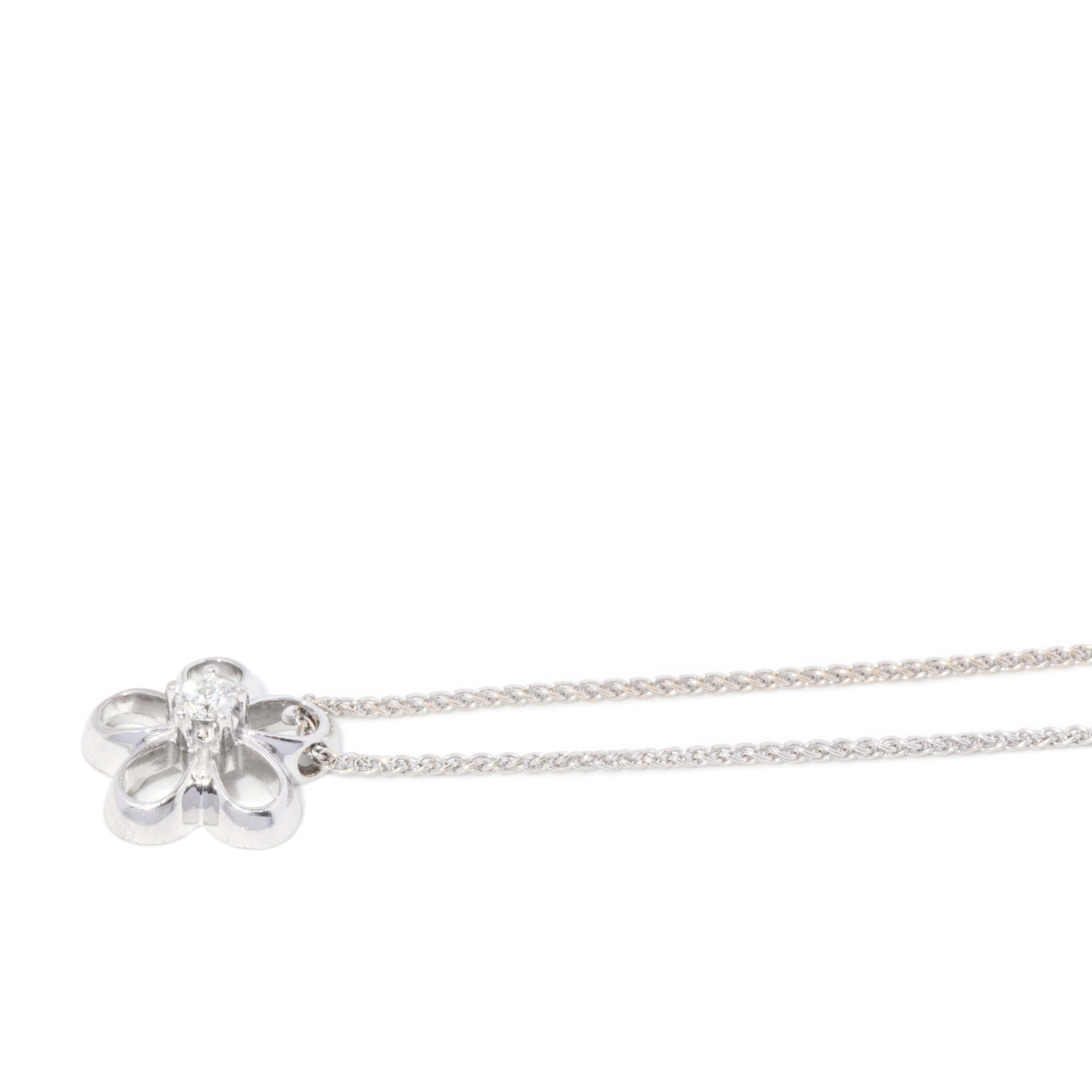Contemporary Diamond Flower Pendant & Chain 18 Carat White Gold