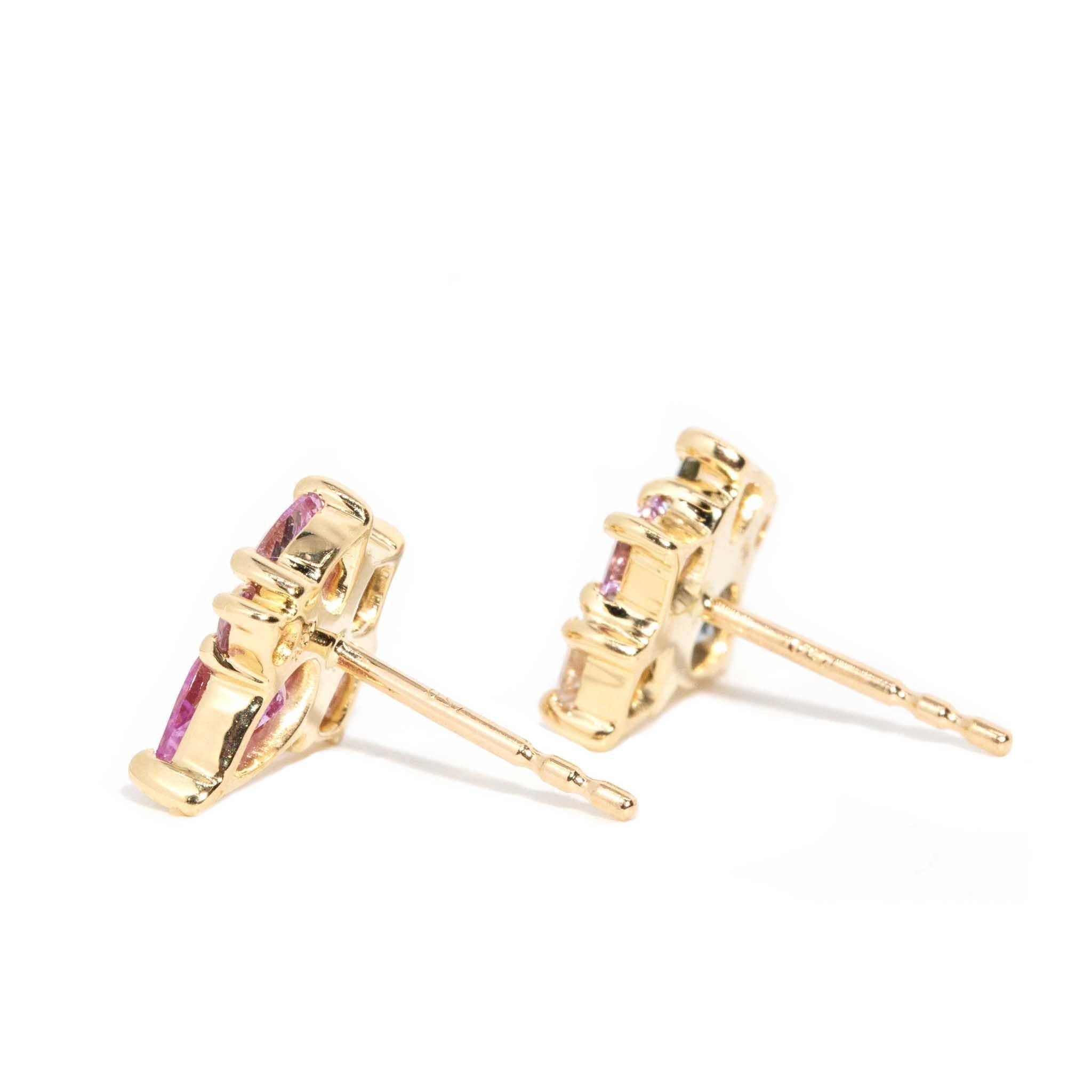 Sweet Rendezvous 2.02 Carat Ceylon Sapphire Cluster Studs 18ct