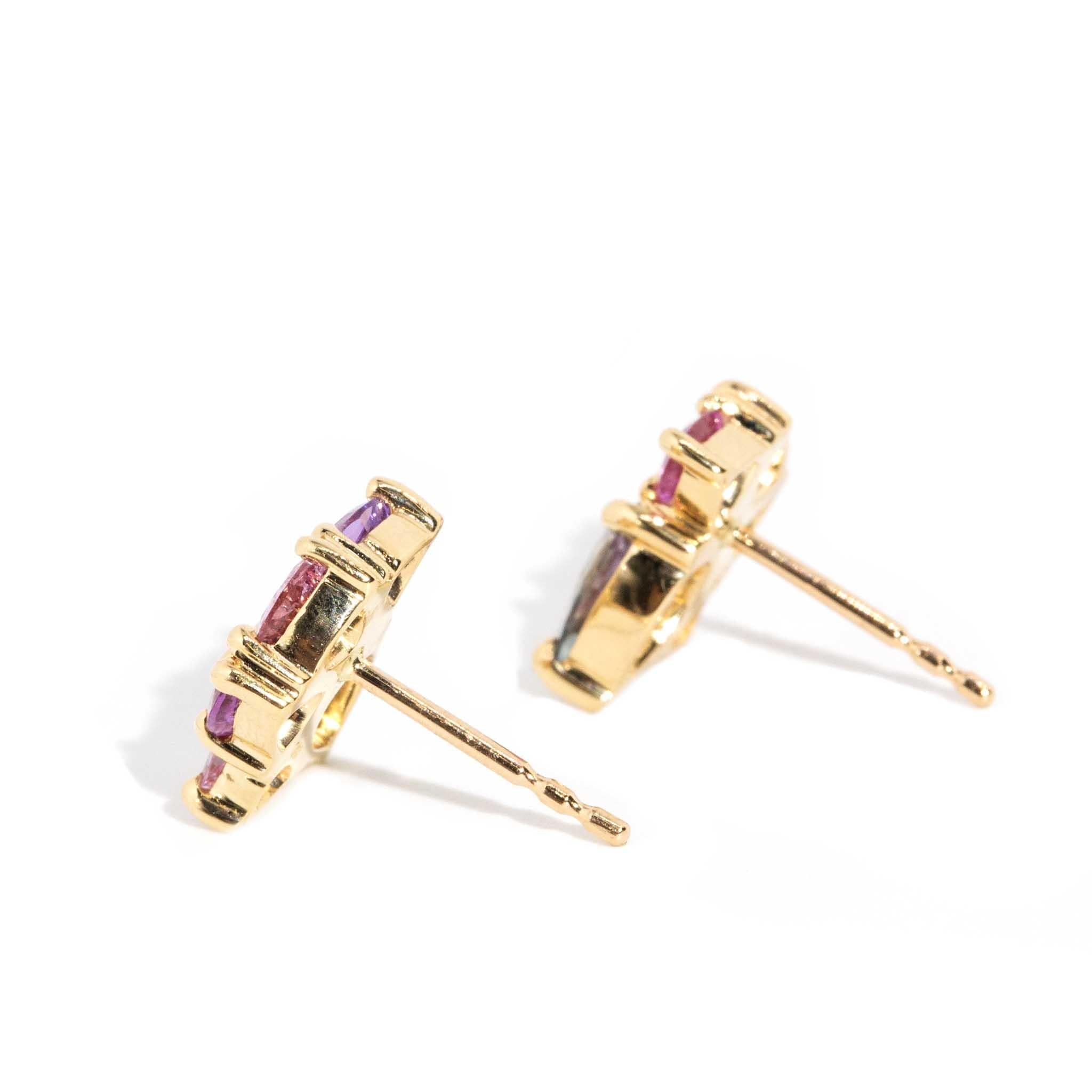 Sweet Rendezvous 2.02 Carat Ceylon Sapphire Cluster Studs 18ct