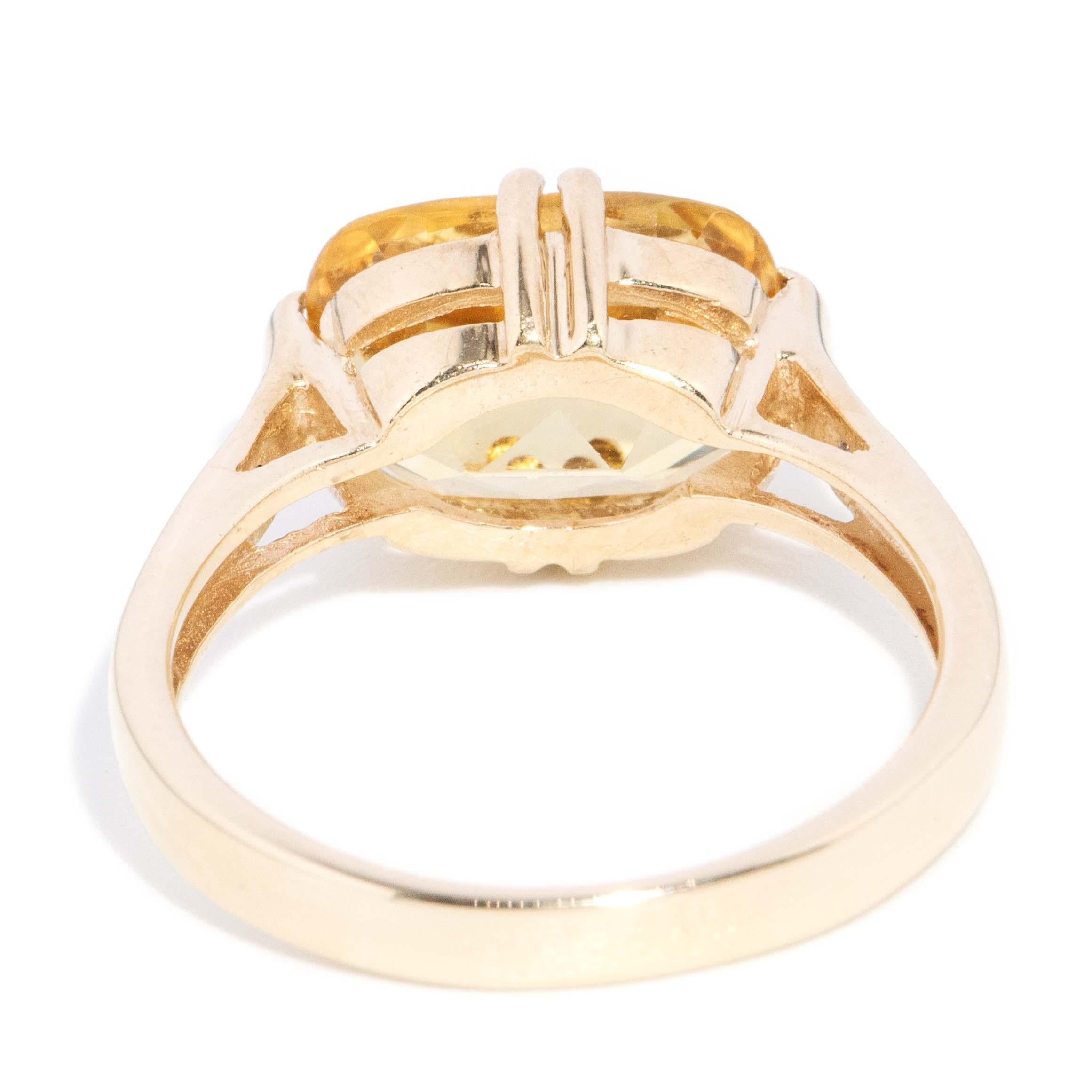 Vintage Circa 1970s Cushion Cut Citrine Ring 10 Carat Yellow Gold (OB)