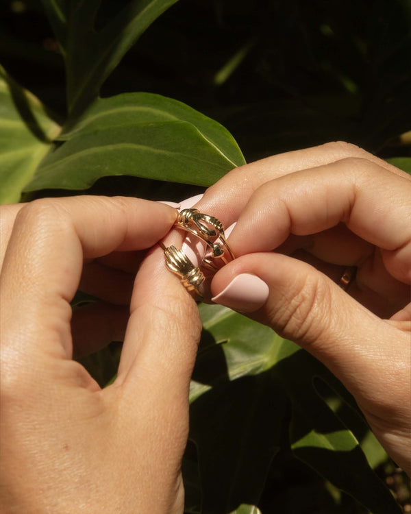 Valentin 1980s Fede Three Part Heart Ring 9ct Gold Rings Imperial Jewellery 