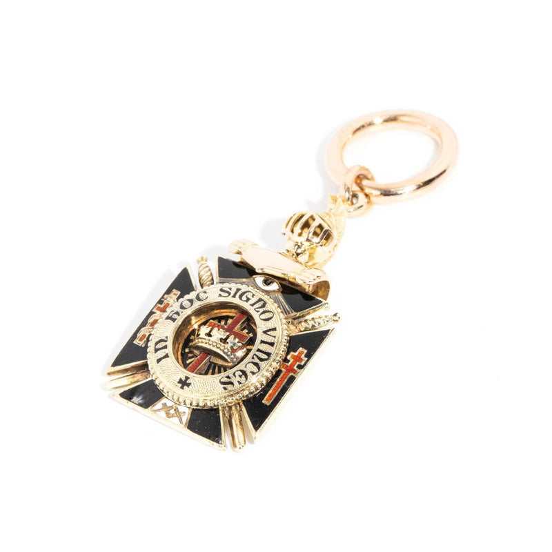 Everard 1950s Masonic Knights Templar Pendant 14ct Gold