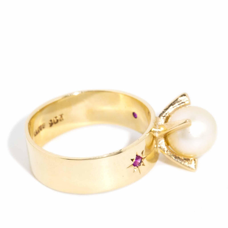 Zipporah 1970s Pearl & Ruby Ring 9ct Gold
