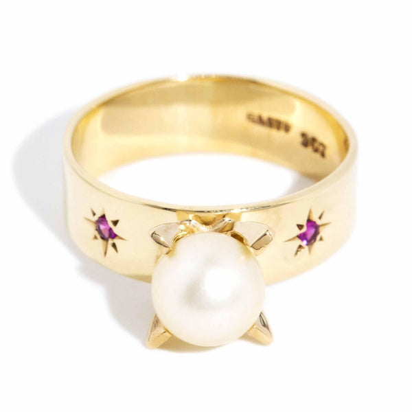 Zipporah 1970s Pearl & Ruby Ring 9ct Gold