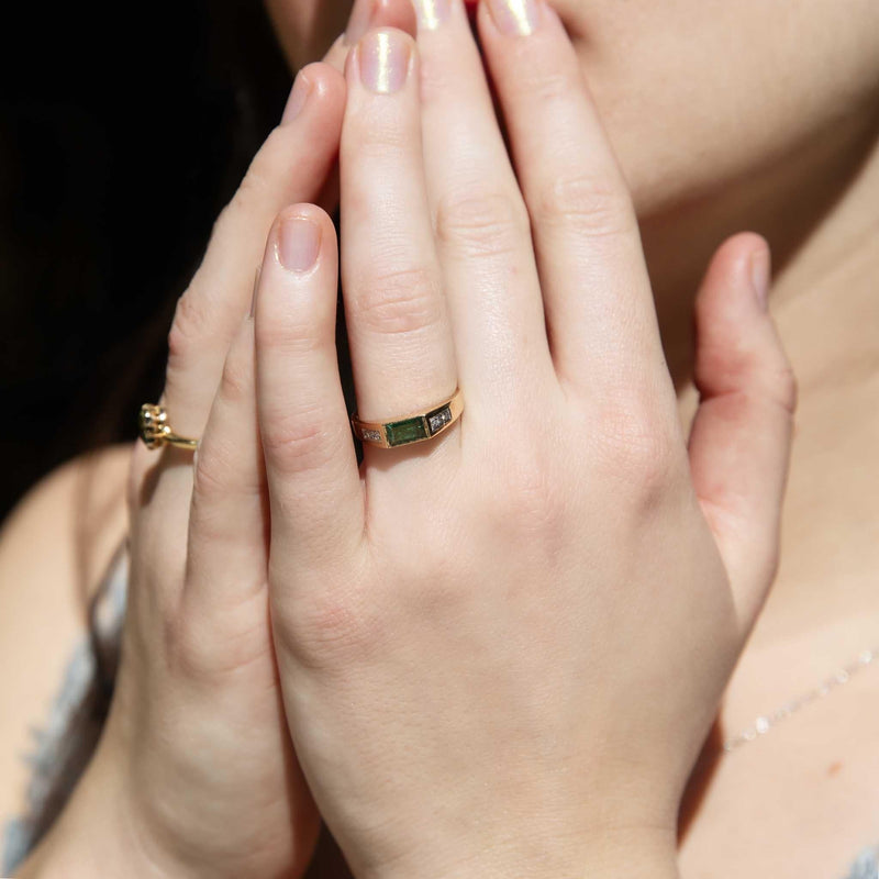 Vaani 1980s Emerald & Diamond Ring 14ct Gold