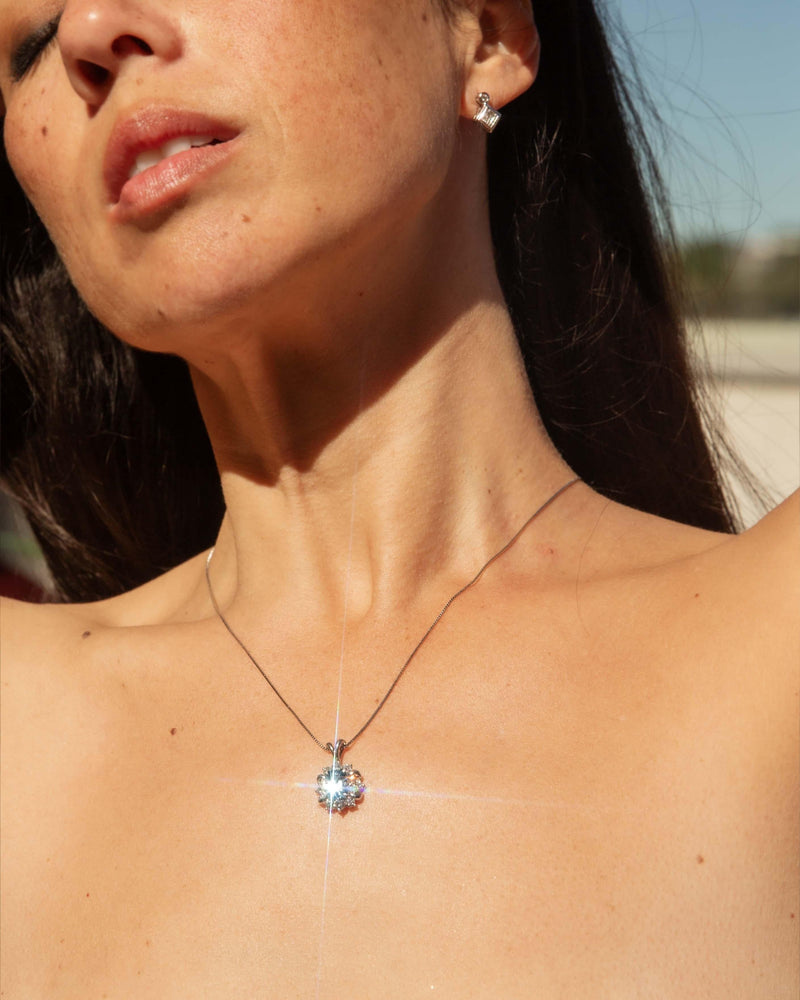 Contemporary Aquamarine & Diamond Platinum Cluster Pendant & Chain