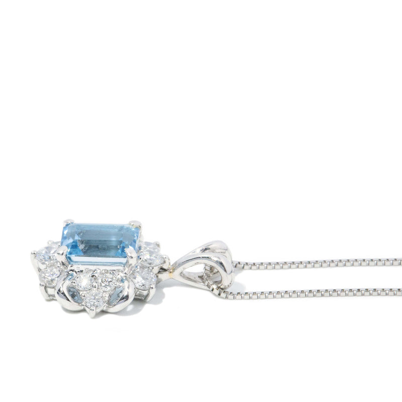 Contemporary Aquamarine & Diamond Platinum Cluster Pendant & Chain