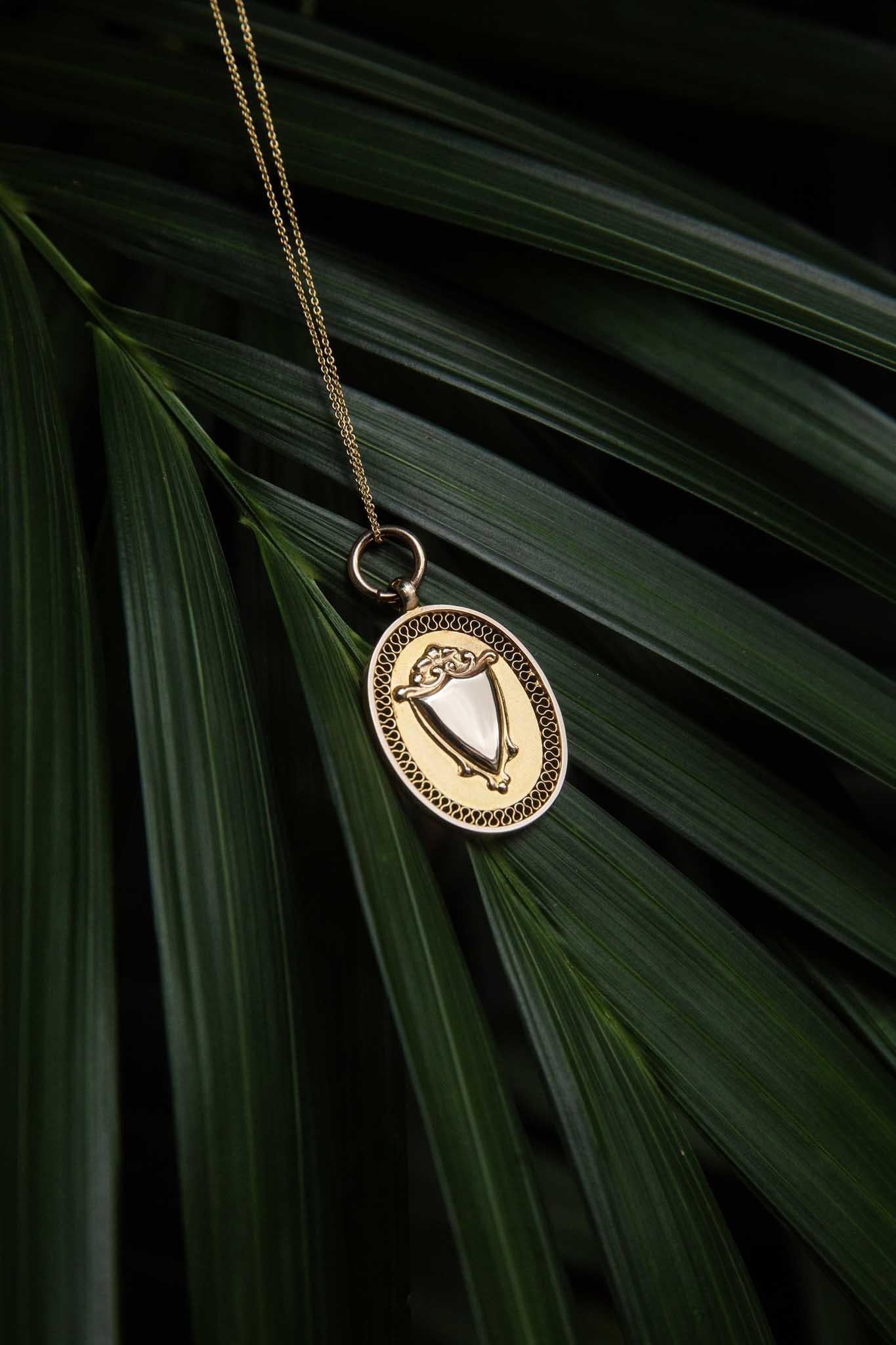 Vintage 1932 Oval Shield Award Pendant 9 Carat Yellow Gold