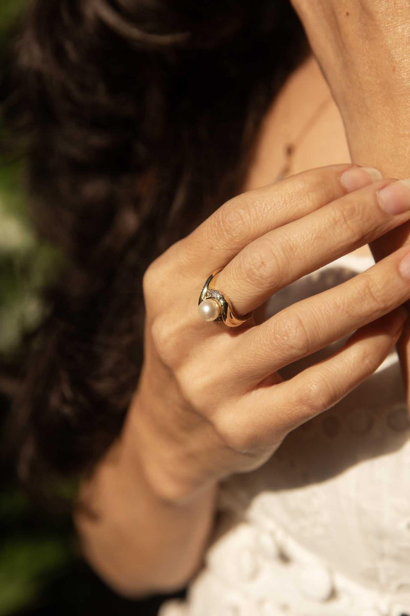 Xanthe 1980s Pearl & Diamond Cluster Ring 9ct