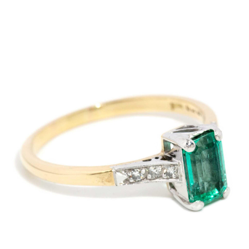 Zen 1960s Emerald & Diamond Ring 18ct