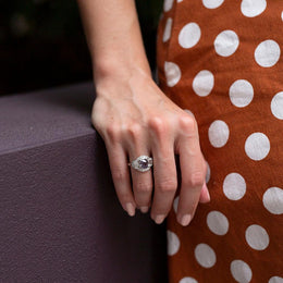 Amina Grey Spinel and Diamond Platinum Ring Ring Imperial Jewellery - Auctions, Antique, Vintage & Estate 