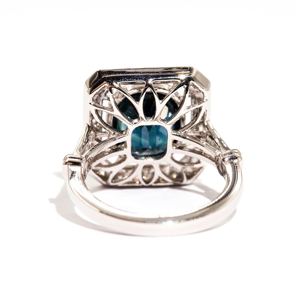 Apollo Sapphire & Diamond Ring Ring Imperial Jewellery - Auctions, Antique, Vintage & Estate 