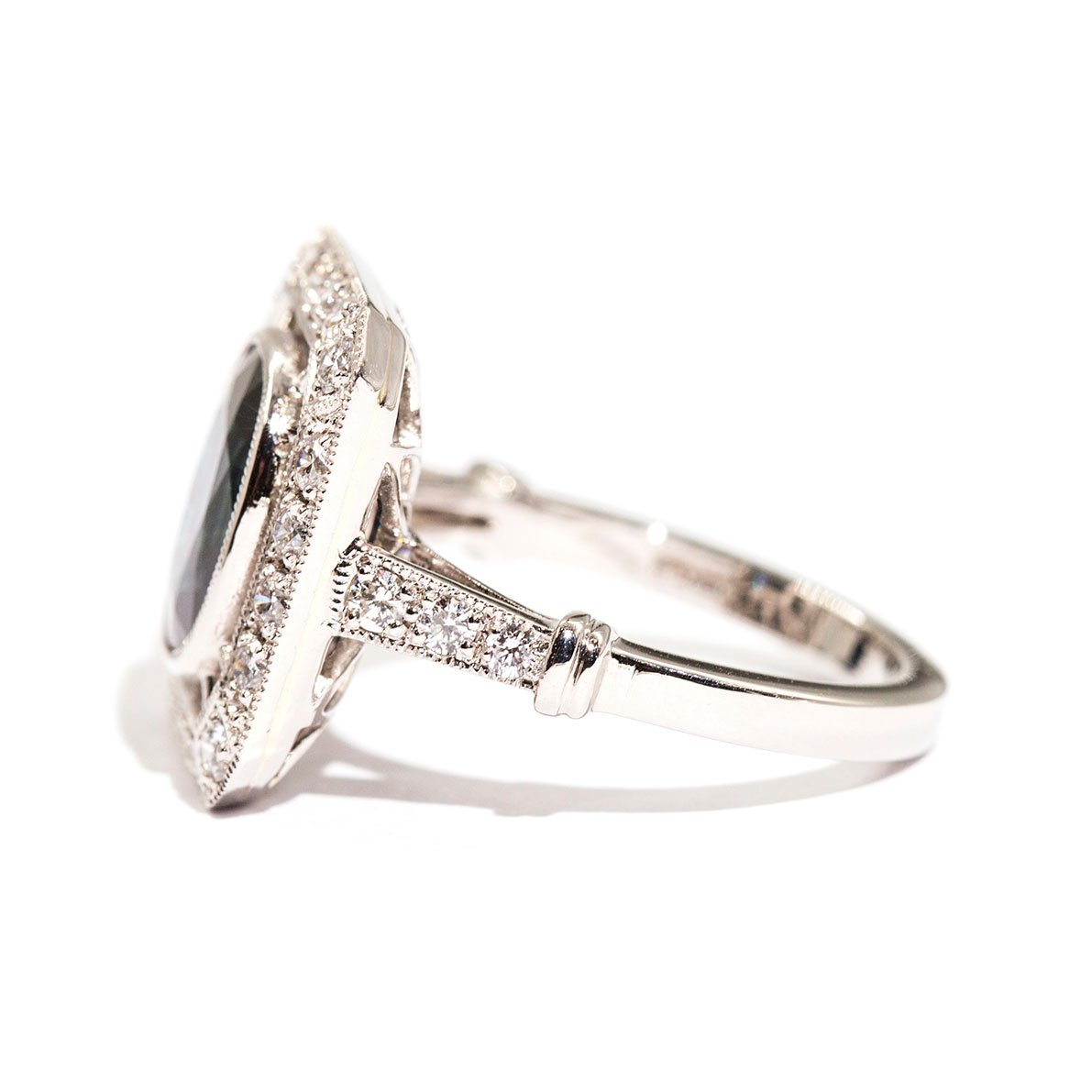 Apollo Sapphire & Diamond Ring Ring Imperial Jewellery - Auctions, Antique, Vintage & Estate 