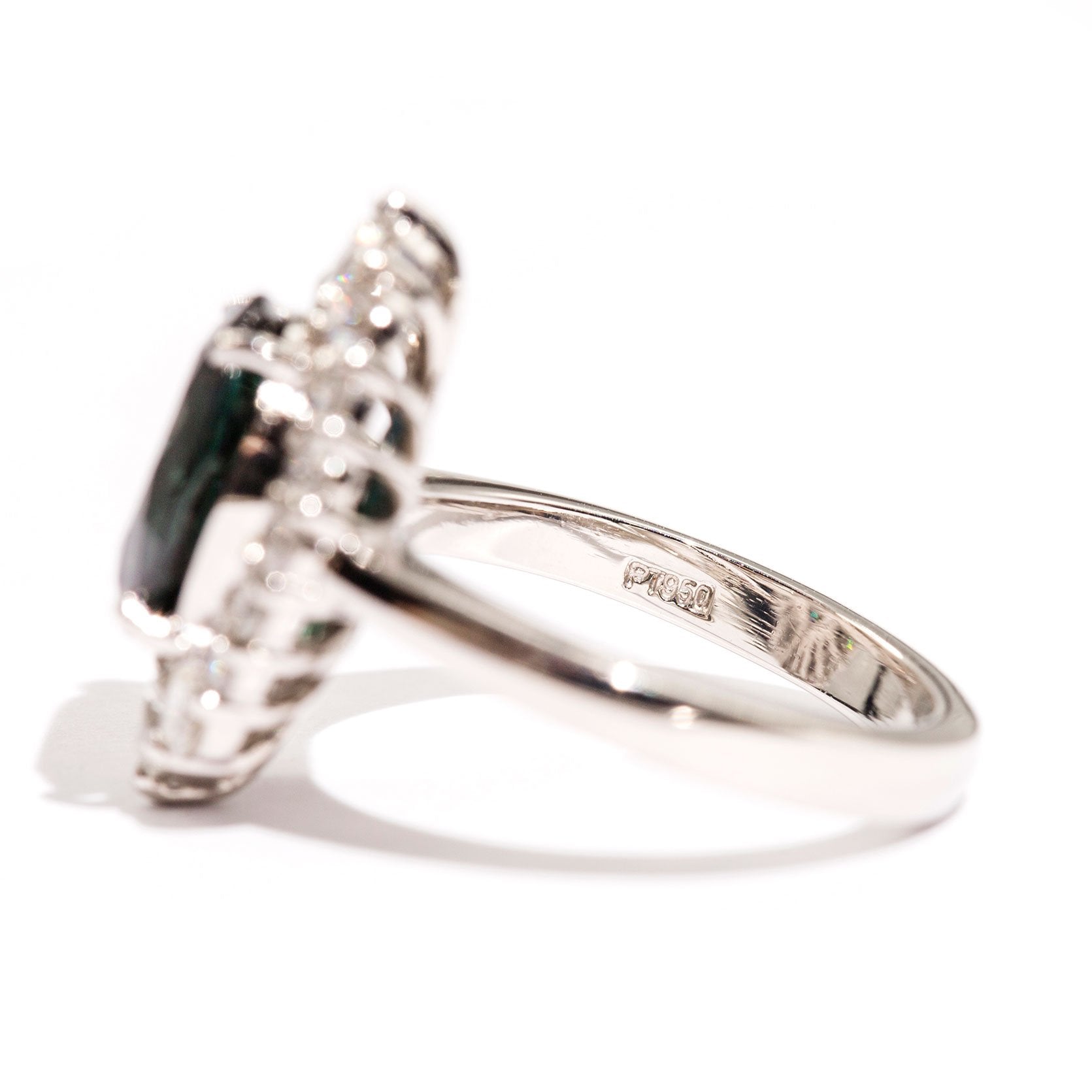 Avoca Sapphire & Diamond Ring Ring Imperial Jewellery - Auctions, Antique, Vintage & Estate 