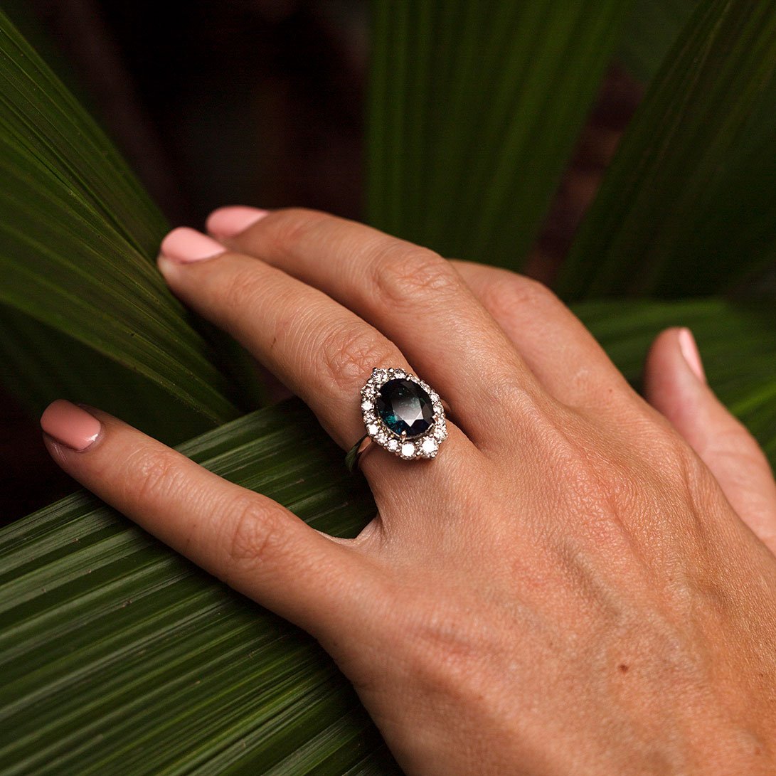 Avoca Sapphire & Diamond Ring Ring Imperial Jewellery - Auctions, Antique, Vintage & Estate 