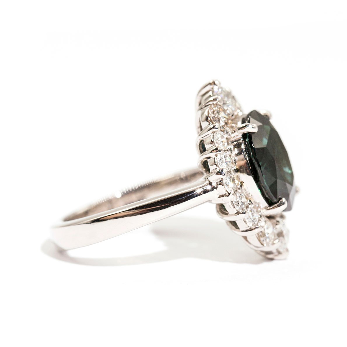 Avoca Sapphire & Diamond Ring Ring Imperial Jewellery - Auctions, Antique, Vintage & Estate 