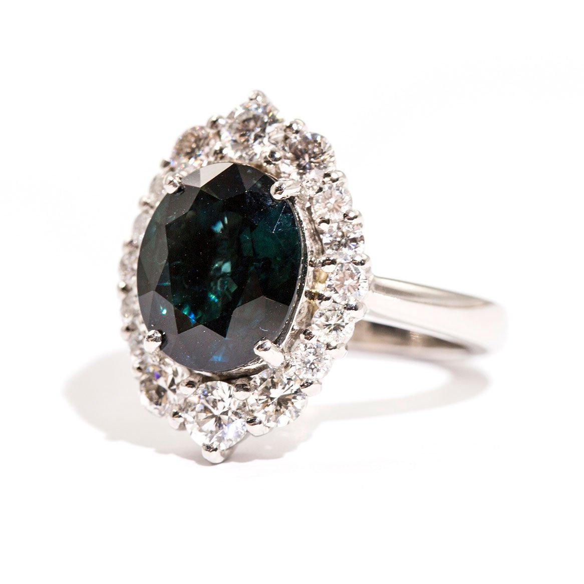 Avoca Sapphire & Diamond Ring Ring Imperial Jewellery - Auctions, Antique, Vintage & Estate 