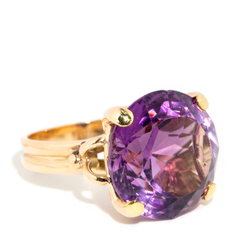 Vintage amethyst rings discount yellow gold