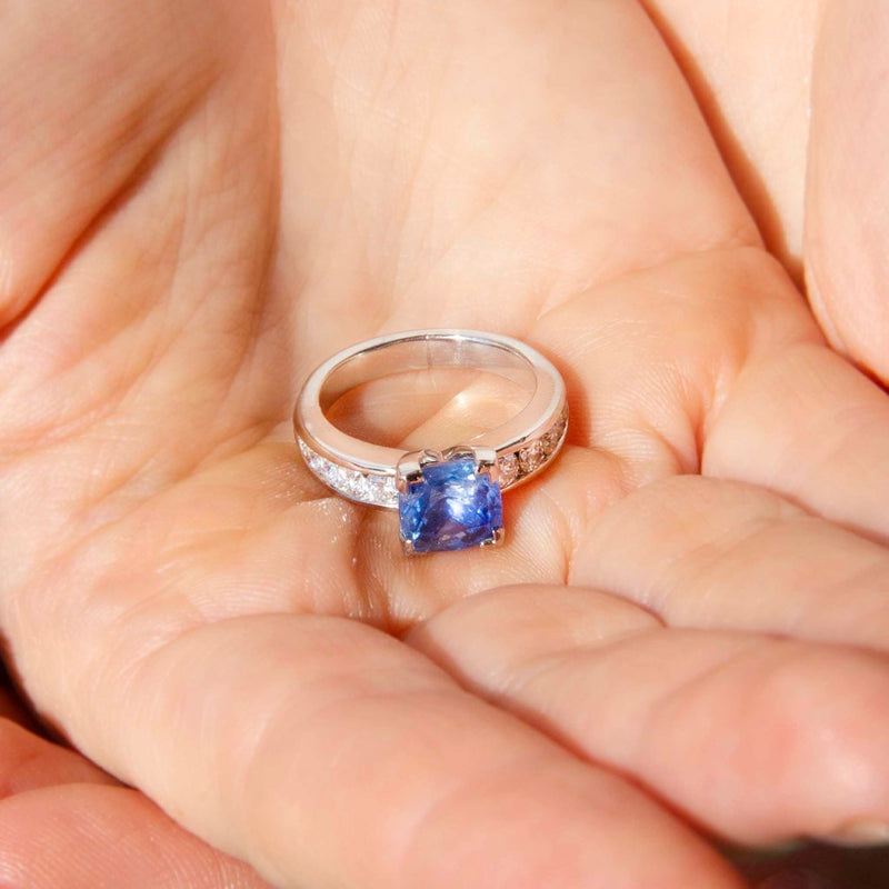 Platinum ceylon sapphire ring deals