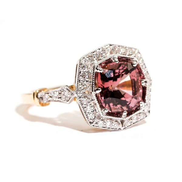 Cierra Spinel & Diamond Ring Ring Imperial Jewellery - Auctions, Antique, Vintage & Estate 