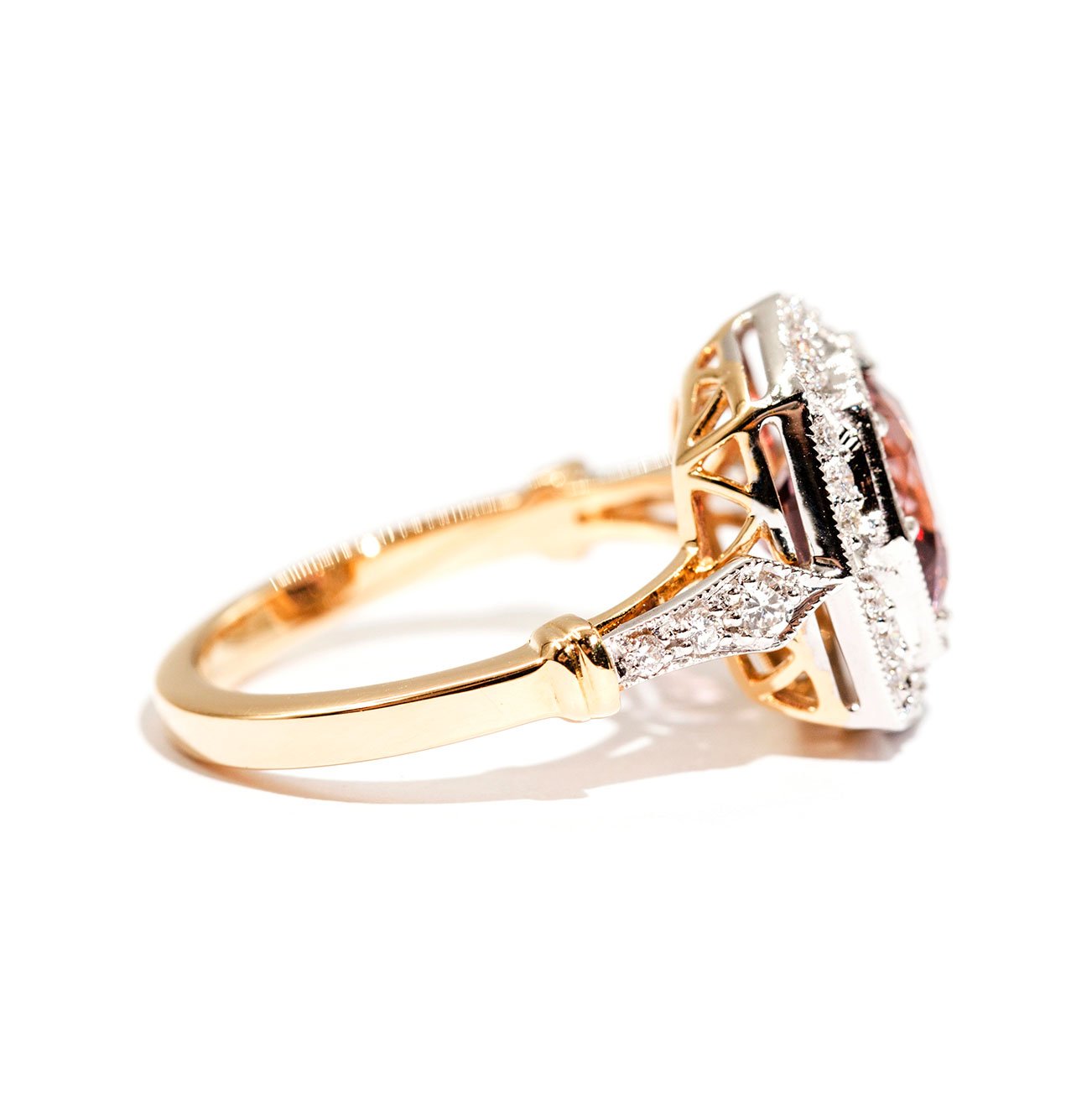 Cierra Spinel & Diamond Ring Ring Imperial Jewellery - Auctions, Antique, Vintage & Estate 