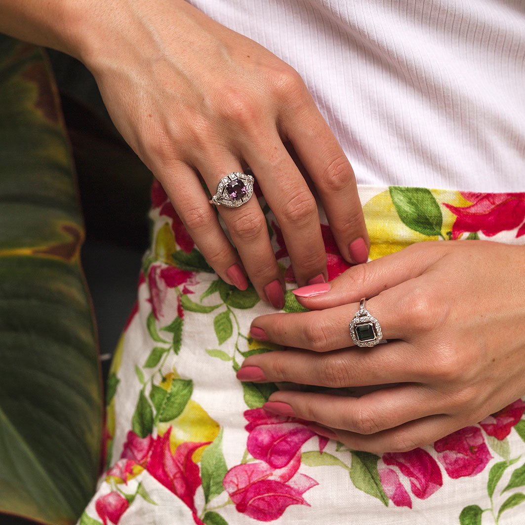 Dolly Spinel & Diamond Ring Ring Imperial Jewellery - Auctions, Antique, Vintage & Estate 