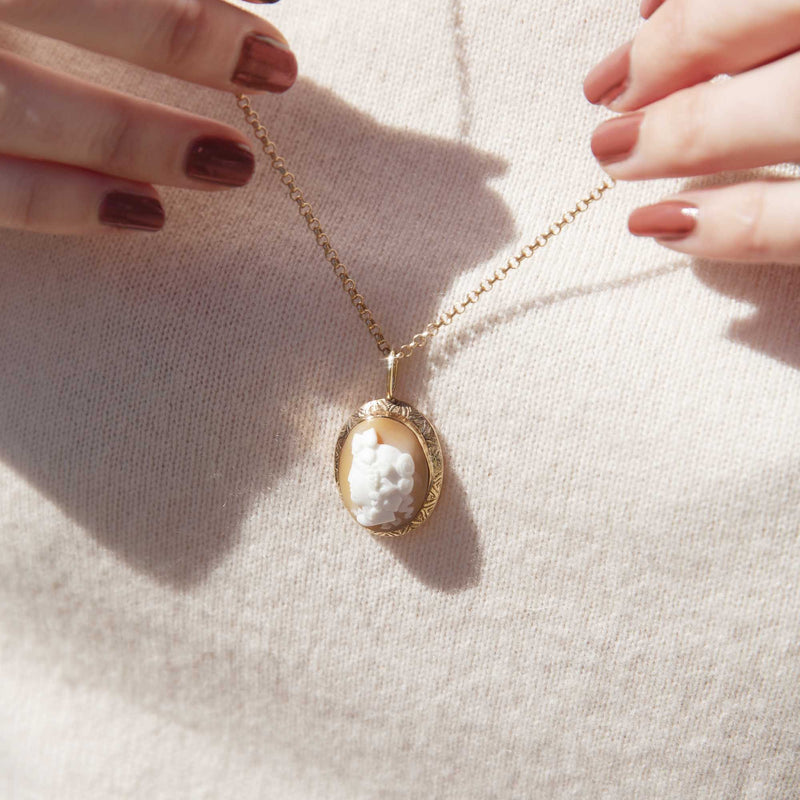 Drusilla 9ct Gold Lava Stone Cameo Pendant & Chain* GTG Pendants/Necklaces Imperial Jewellery 