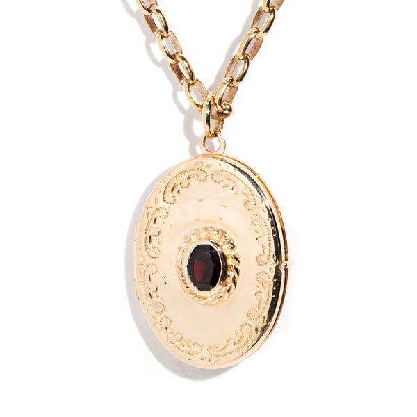 ERI DONE Haven Circa 1960s Garnet Patterned Oval Locket & Chain 9ct Gold Imperial Jewellery 
