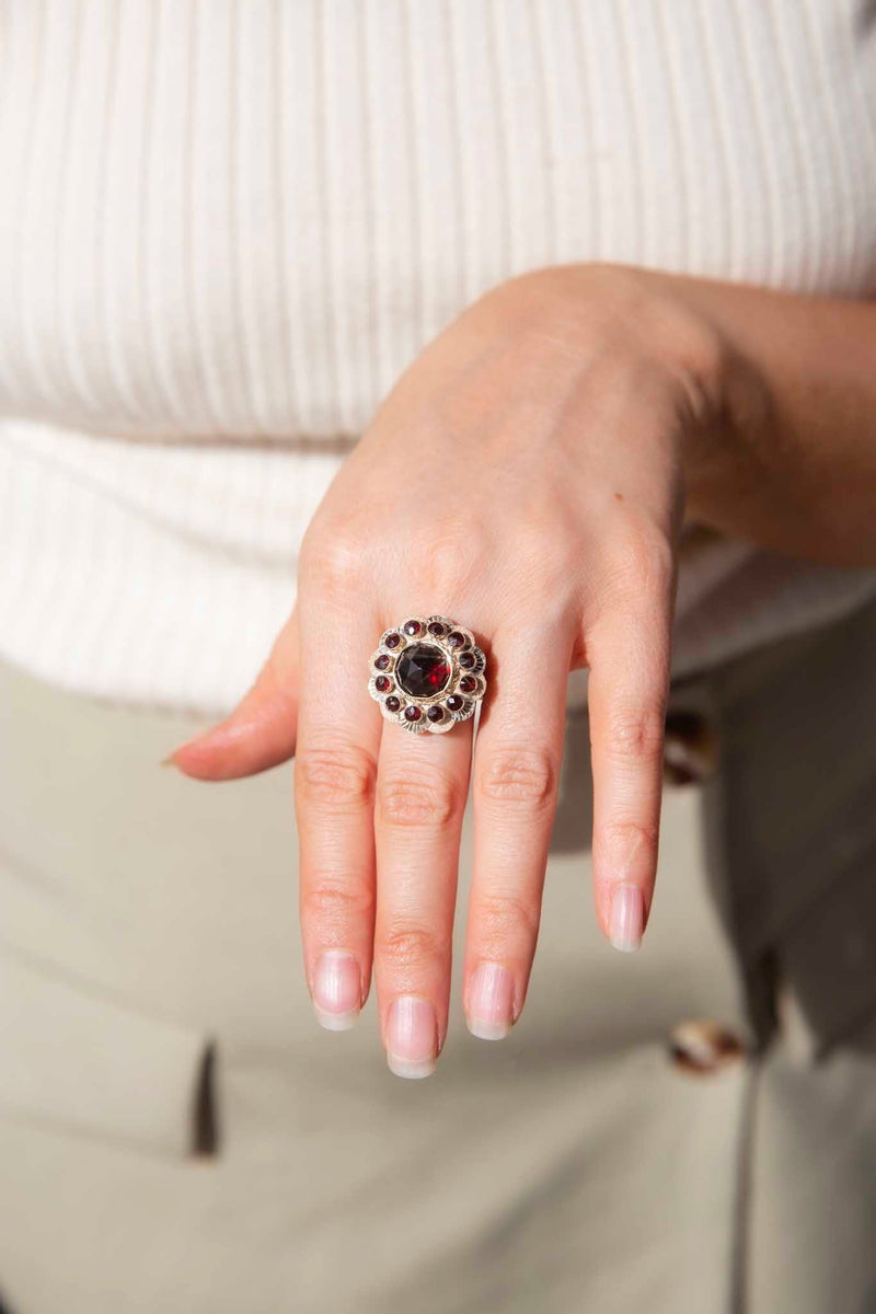 Lauren 1980s Garnet Starburst Ring 14ct Gold Rings Imperial Jewellery 