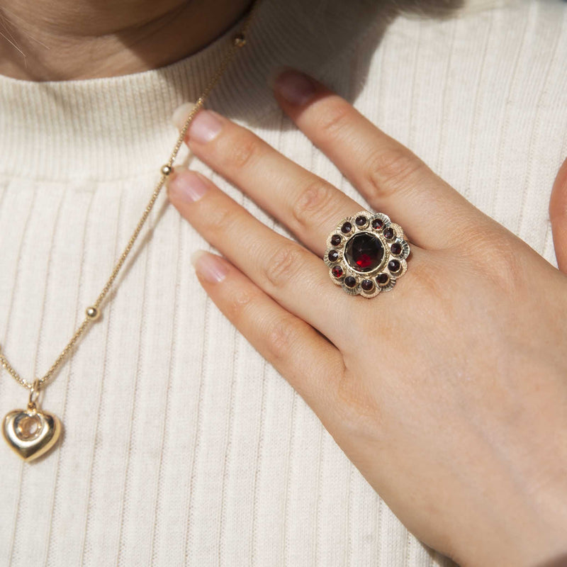 Lauren 1980s Garnet Starburst Ring 14ct Gold Rings Imperial Jewellery 