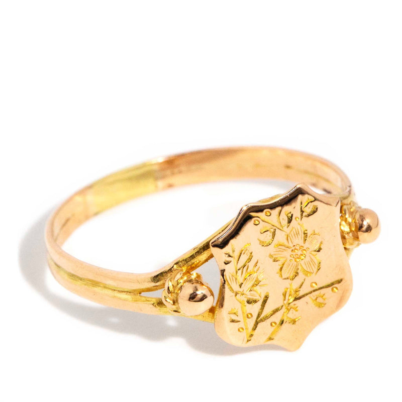 Lavinia 1960s Shield Emblem Ring 18ct Gold* DRAFT Rings Imperial Jewellery 