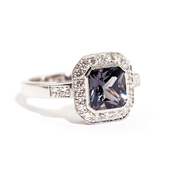 Lennie Spinel & Diamond Ring Ring Imperial Jewellery - Auctions, Antique, Vintage & Estate 