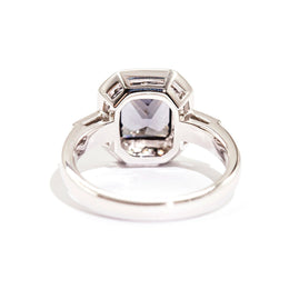 Lennie Spinel & Diamond Ring Ring Imperial Jewellery - Auctions, Antique, Vintage & Estate 