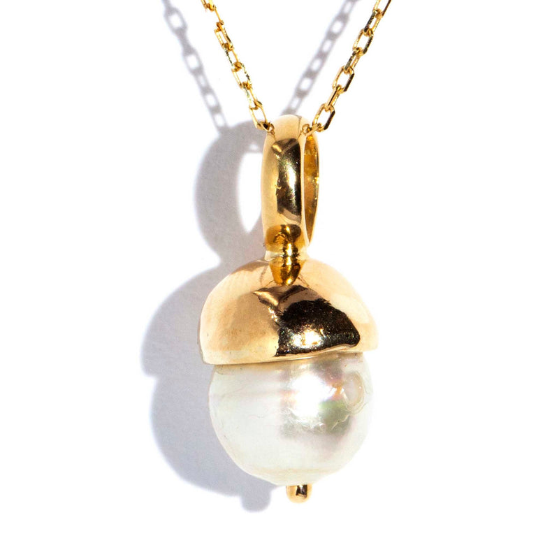 Leo 1980s Pearl Pendant & Chain 18ct Gold Pendants/Necklaces Imperial Jewellery 