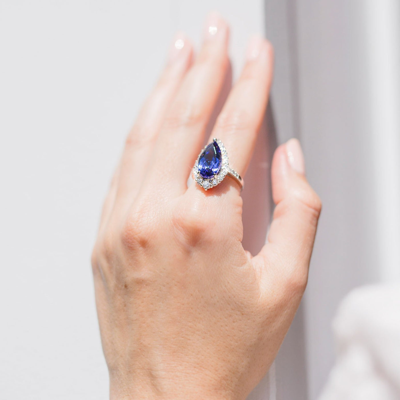 Tanzanite halo ring store