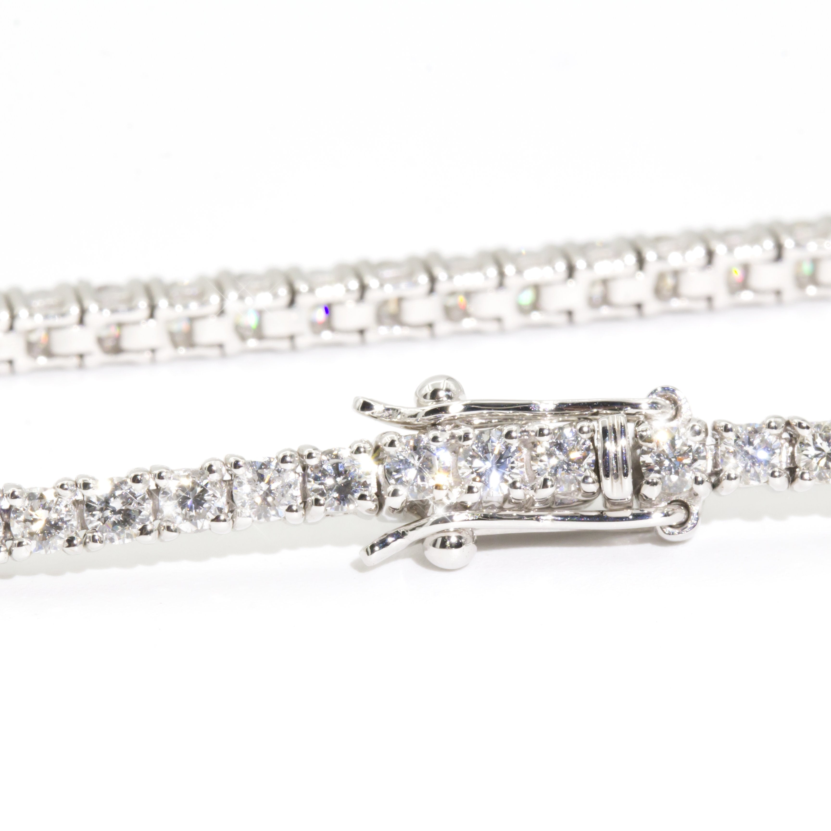 Marilyn 18 Carat White Gold Diamond Tennis Bracelet Bracelets/Bangles Imperial Jewellery - Auctions, Antique, Vintage & Estate