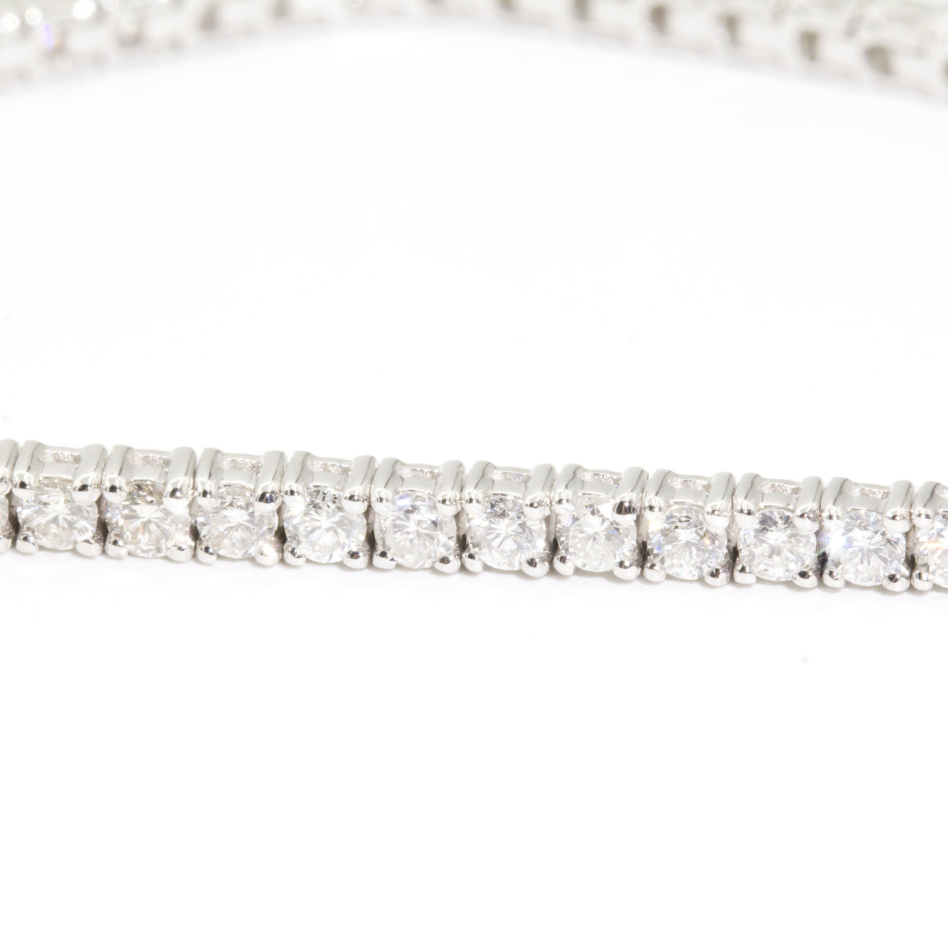 Marilyn 18 Carat White Gold Diamond Tennis Bracelet Bracelets/Bangles Imperial Jewellery - Auctions, Antique, Vintage & Estate