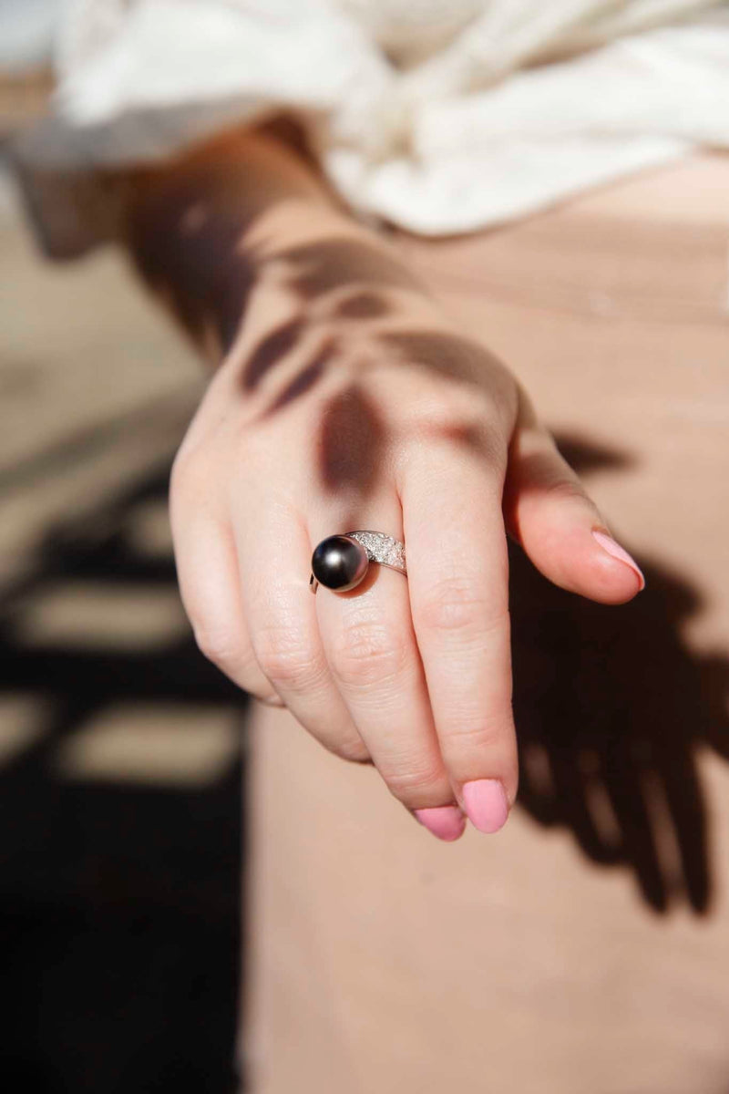 Art Deco Platinum Diamond and Pearl Ring.