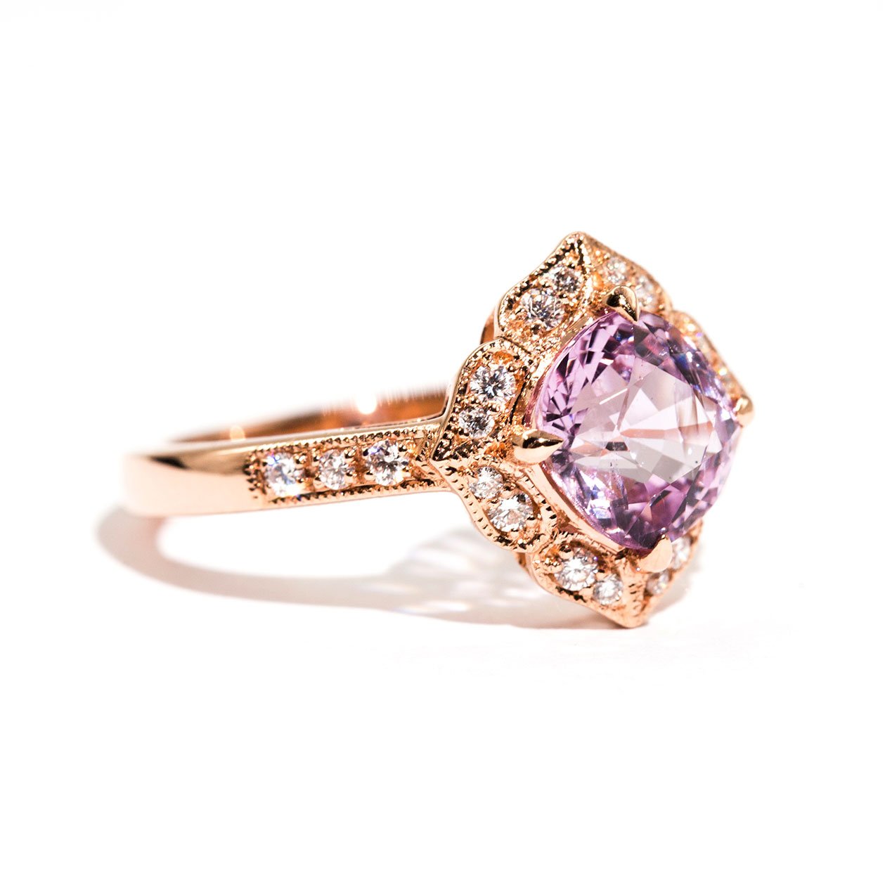 Mika Spinel & Diamond Ring Ring Imperial Jewellery - Auctions, Antique, Vintage & Estate 