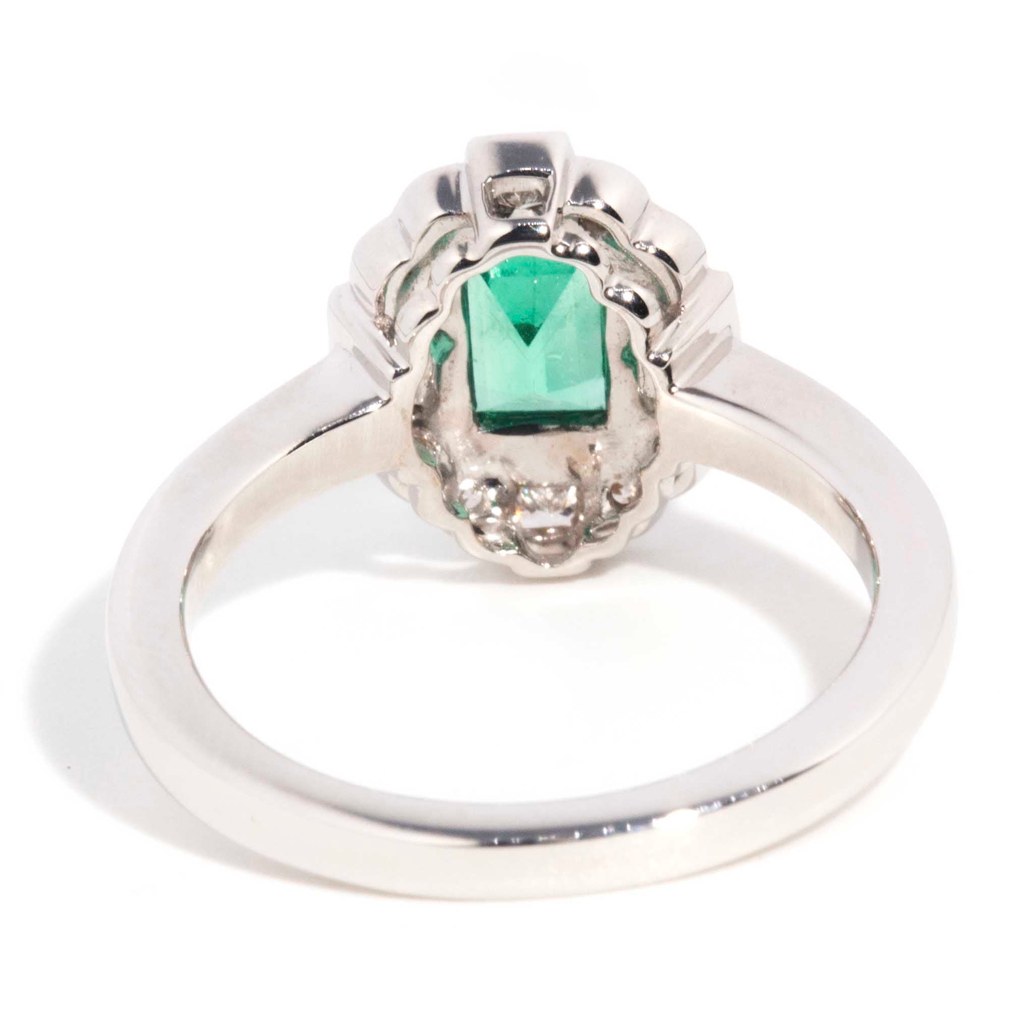 Neytiri Art Deco Emerald & Diamond Cluster 18ct Gold Ring Rings Imperial Jewellery 