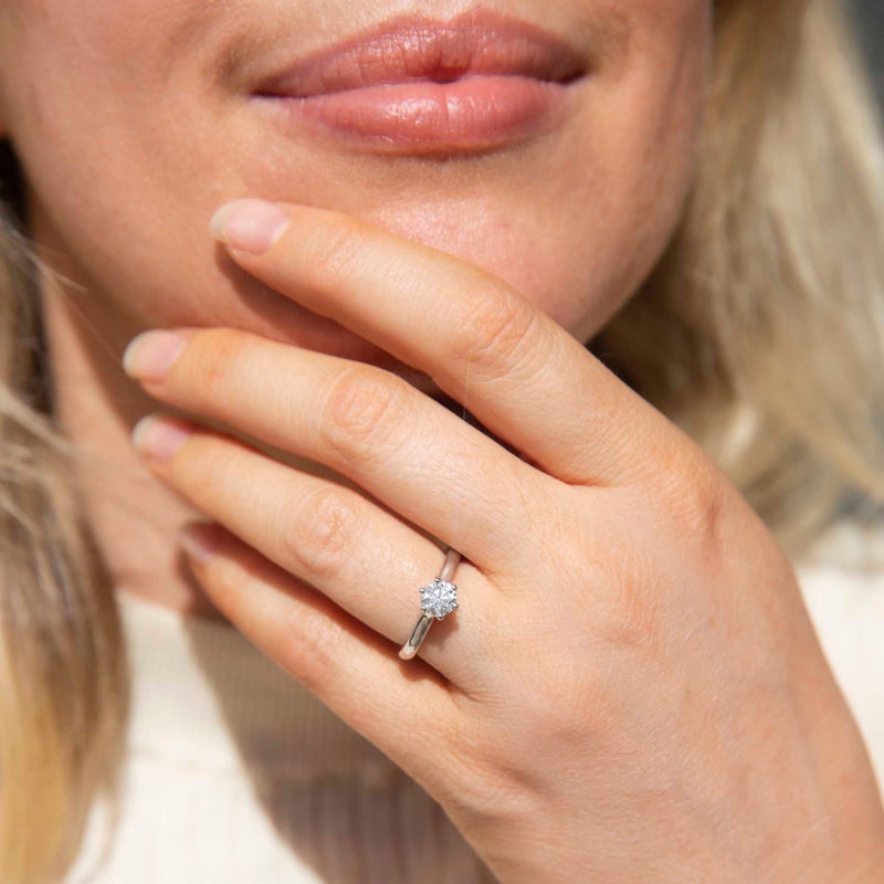 Gia certified on sale diamond solitaire rings
