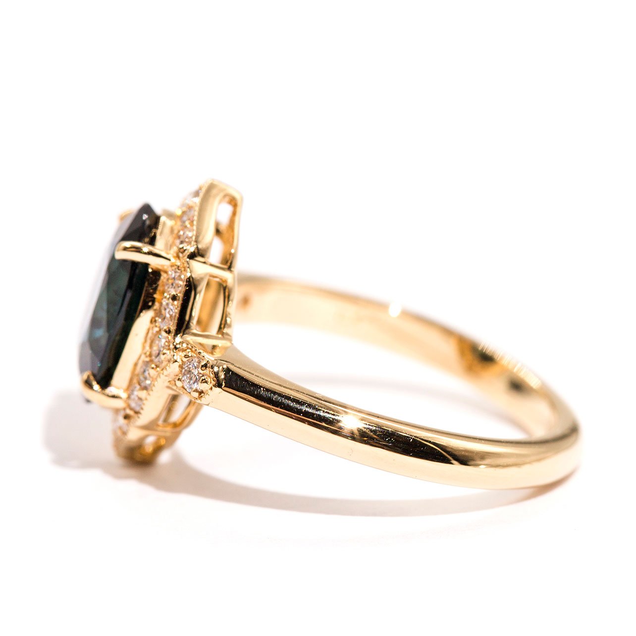 Robe Sapphire & Diamond Ring Ring Imperial Jewellery - Auctions, Antique, Vintage & Estate 